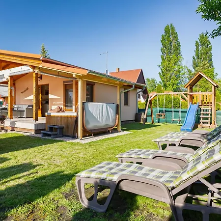 Hullam By Interhome * Balatonmáriafürdő