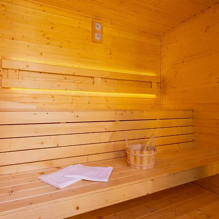 Hullam By Interhome