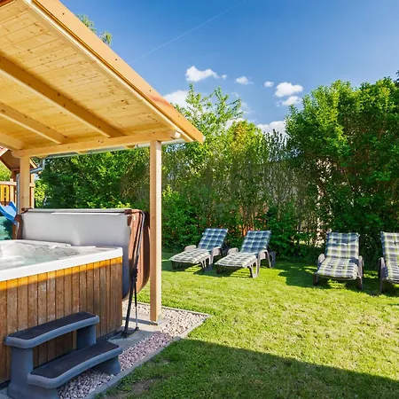 Hullam By Interhome