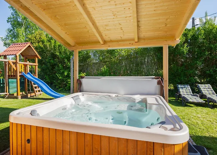 Hullam By Interhome Casa vacanze