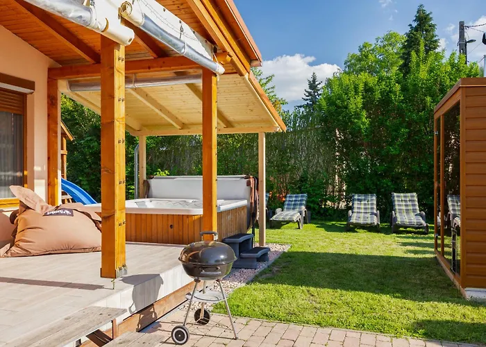 Hullam By Interhome Balatonmáriafürdő